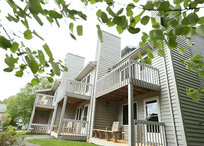 Evergreen Hill Condominiums